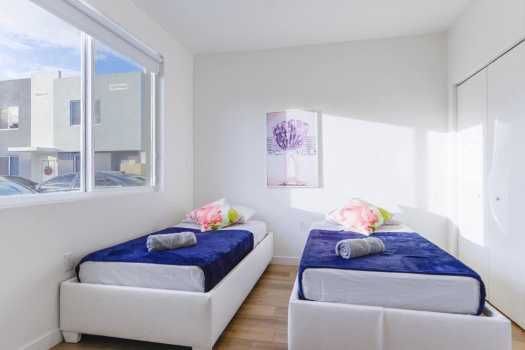 Amazing Town House 15 Min From The Beach Wfree Parking Villa Miami Exterior foto